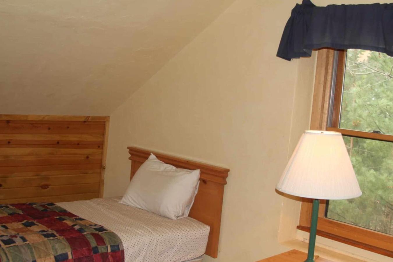 Bayview Resort Sunset Lookout Cabin 6 Saint Germain المظهر الخارجي الصورة