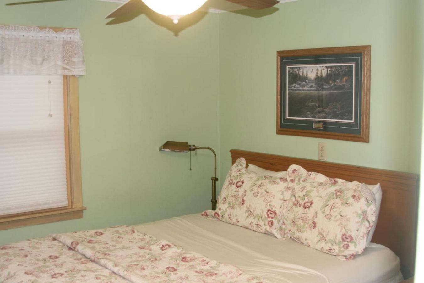 Bayview Resort Sunset Lookout Cabin 6 Saint Germain المظهر الخارجي الصورة