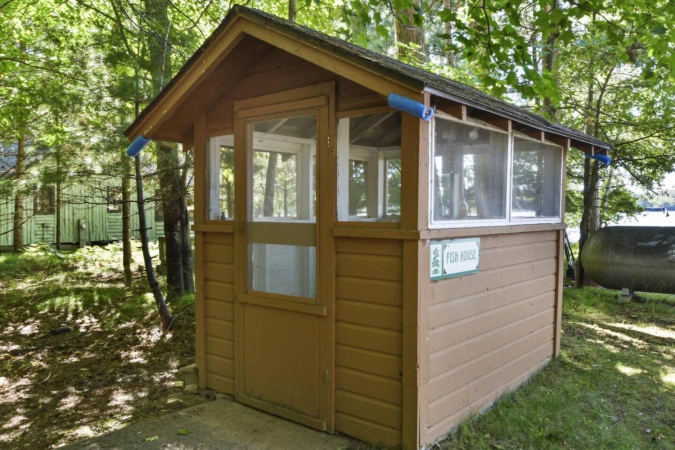 Bayview Resort Sunset Lookout Cabin 6 Saint Germain المظهر الخارجي الصورة